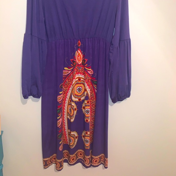 Purple Lycra pattern dress - Picture 2 of 3